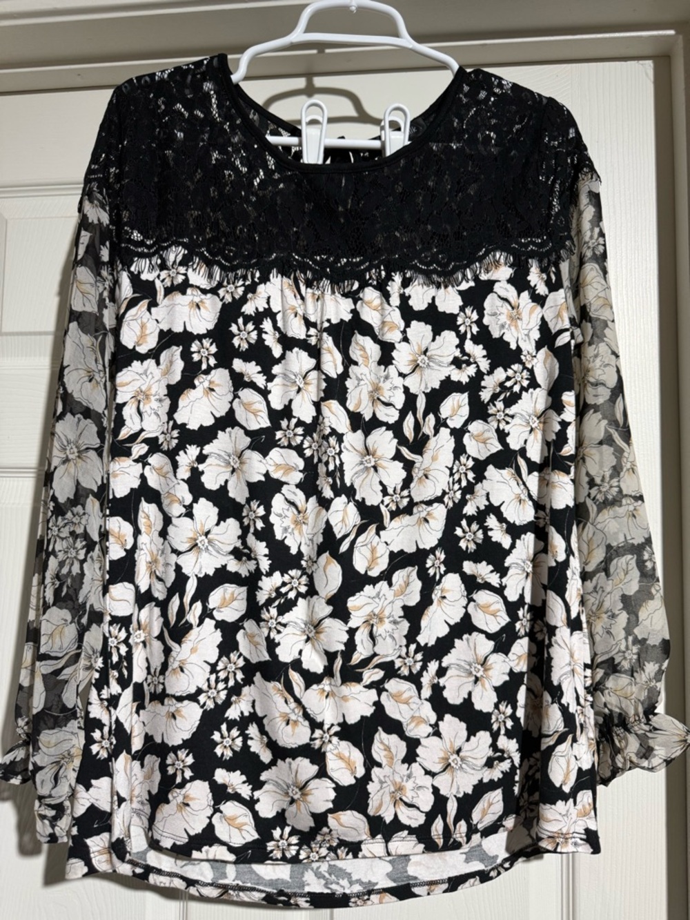 August Silk NEW Lace Yoke Floral Blouse - Black and White w Semi-sheer Sleeves